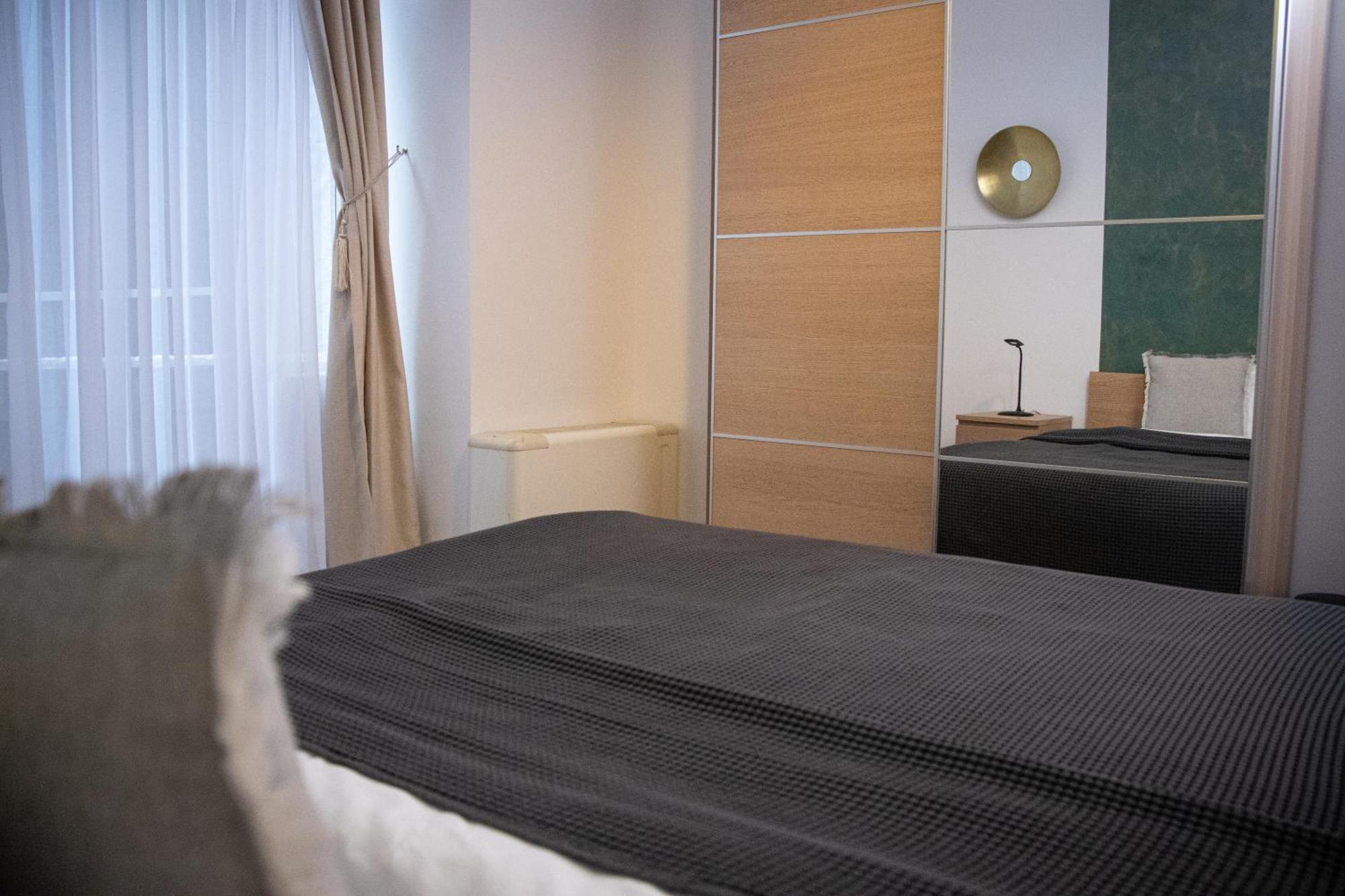House4You - Balcescu Bukarest Eksteriør billede